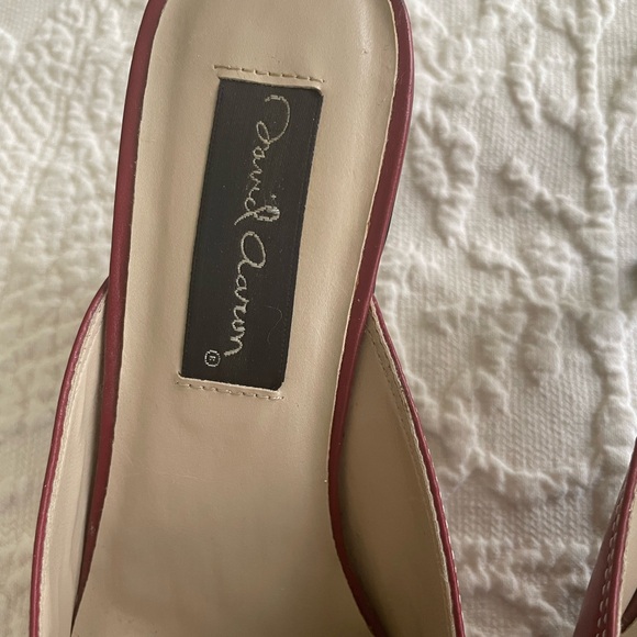 David Aaron Keper Red Leather Mules Heels Shoes Size 7 - Picture 4 of 8
